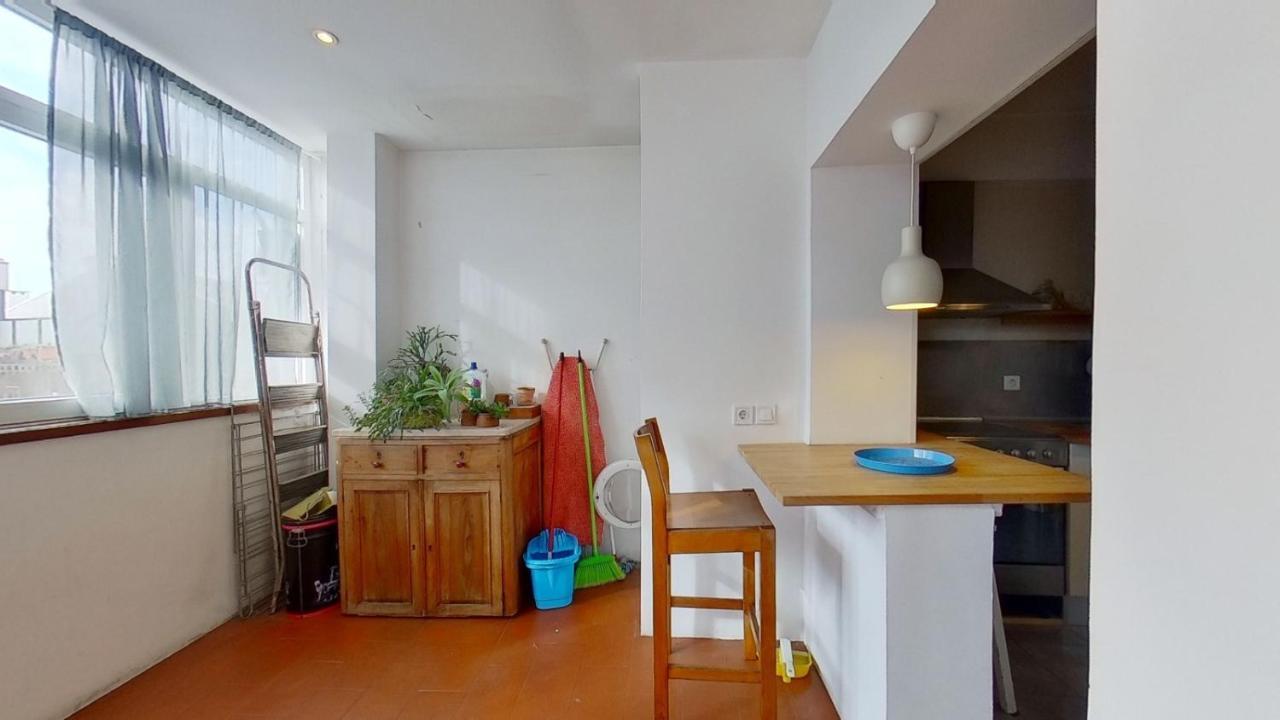 Sunny & Bright Duplex By Vacationy Apartment *